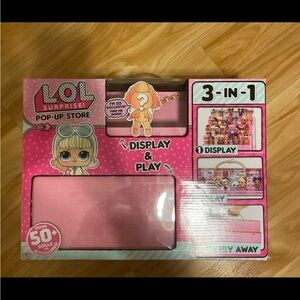 L.O.L. Surprise! Pop-Up Store - Pink and White